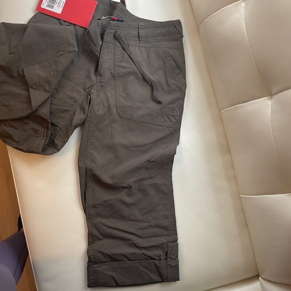The North Face convertible pant - Brown - size 0 NWT - Picture 4 of 4